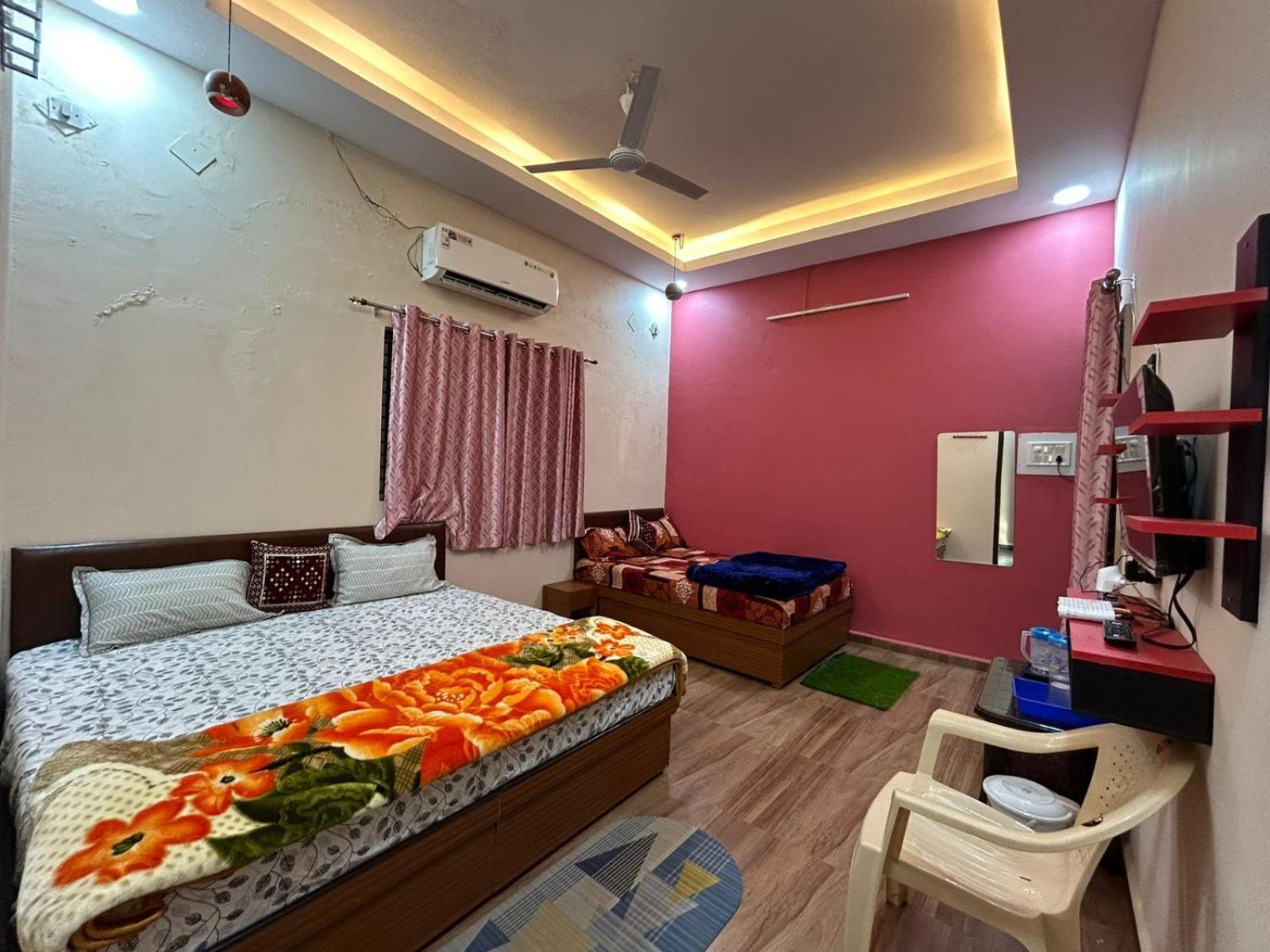 Aashirwad Residency Bed and Breakfast Ujjain Kamer foto